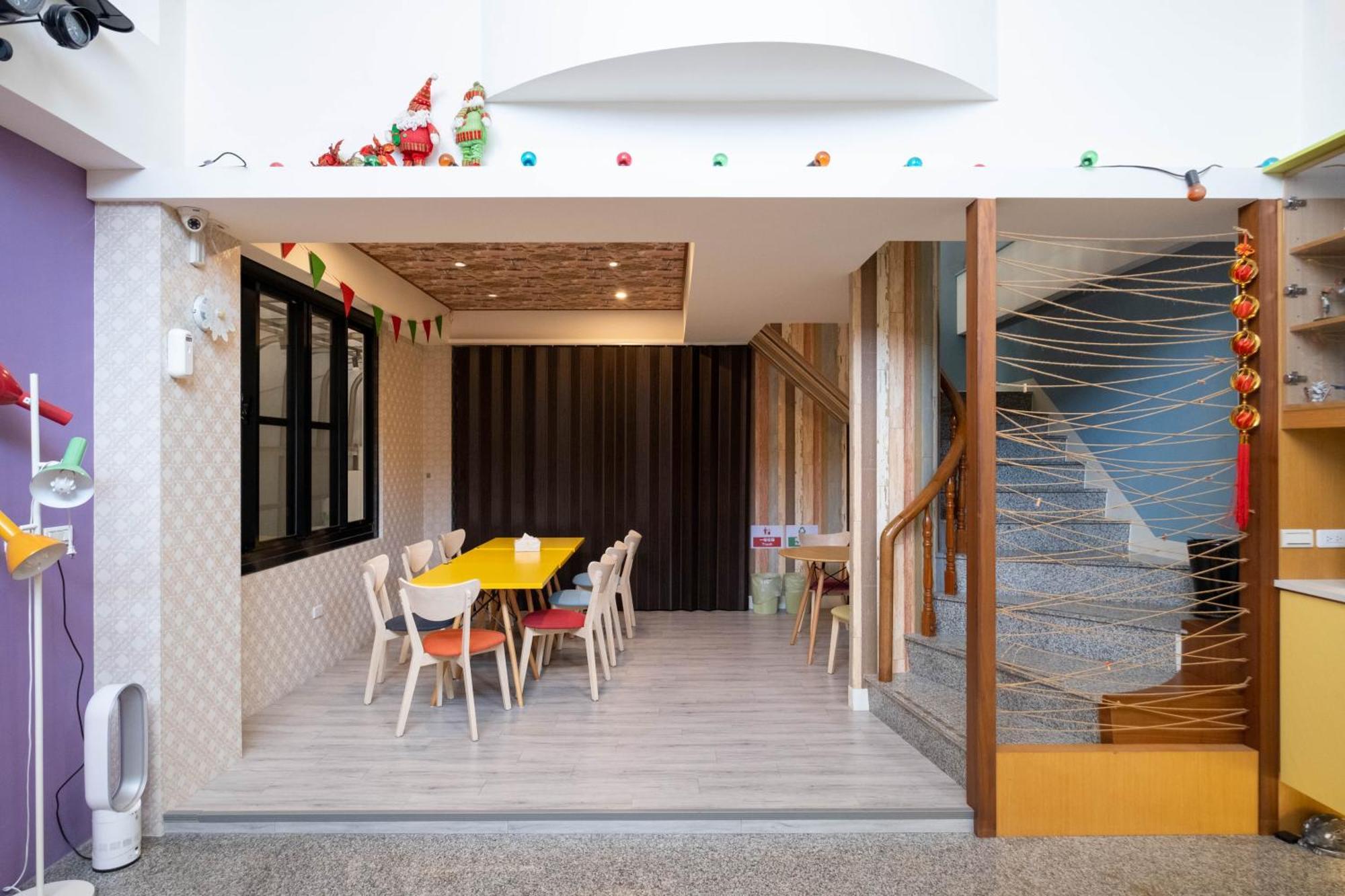 Wow Haha Foodie House Tainan Esterno foto